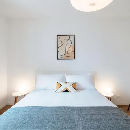 By Quokka 360 - Flats On Piazza Grande Apartamento