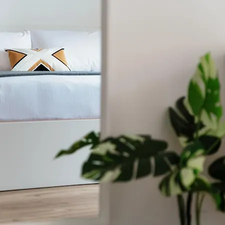 By Quokka 360 - Flats On Piazza Grande Locarno