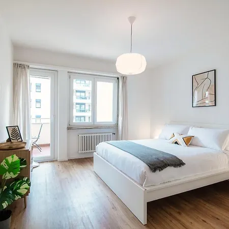 By Quokka 360 - Flats On Piazza Grande Locarno